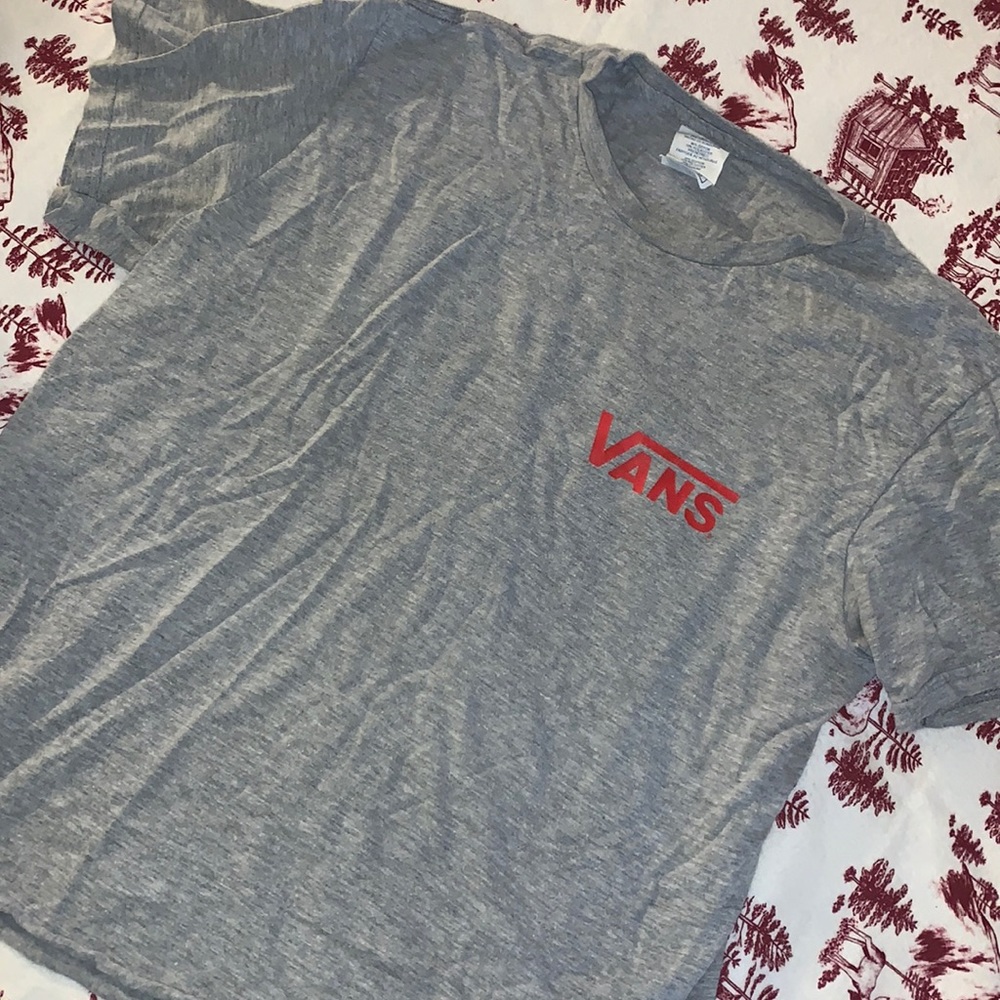 women’s medium crop top vans t-shirt